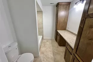 5 Colony Dr, Angleton, TX 77515 - Photo 11