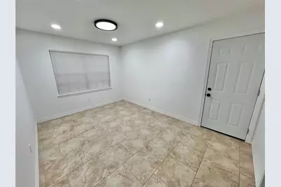 5 Colony Drive, Angleton, TX 77515 - Photo 23