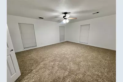 5 Colony Drive, Angleton, TX 77515 - Photo 5