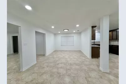 5 Colony Drive, Angleton, TX 77515 - Photo 13