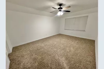 5 Colony Drive, Angleton, TX 77515 - Photo 27