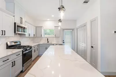 207 Dipping Stream Street, Houston, TX 77076 - Photo 3