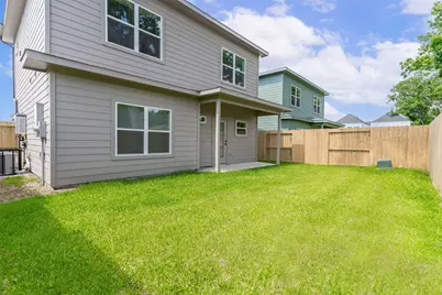 207 Dipping Stream Street, Houston, TX 77076 - Photo 11