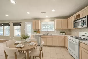 3222 Crestbridge Ln, Spring, TX 77388 - Photo 5