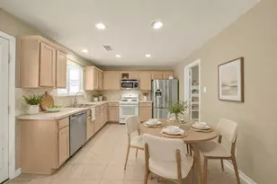 3222 Crestbridge Ln, Spring, TX 77388 - Photo 7