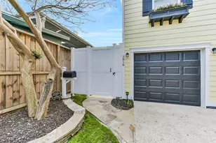 3816 Brandt St, Houston, TX 77006 - Photo 11