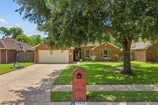 11819 Santa Fe Tr, Santa Fe, TX 77510 - Photo 1