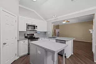 11819 Santa Fe Tr, Santa Fe, TX 77510 - Photo 19