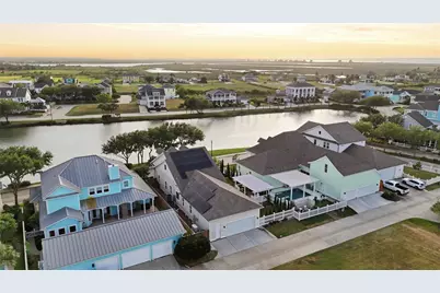 10 Mariner Pass, Galveston, TX 77554 - Photo 39
