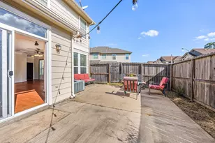 16030 Summerville Lake Dr, Tomball, TX 77377 - Photo 9