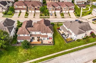 16030 Summerville Lake Dr, Tomball, TX 77377 - Photo 23