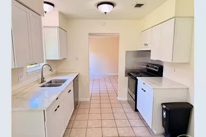7918 Bunker Wood Lane, Houston, TX 77086 - Photo 7