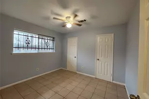 9619 Guest St, Houston, TX 77078 - Photo 11
