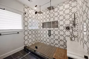 413 W 21st St, Houston, TX 77008 - Photo 21