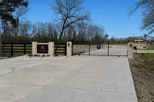 1719 Rymal Ranch Rd, Algoa, TX 77511 - Photo 1