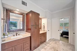 16802 Vlg Cor Ct, Houston, TX 77059 - Photo 25