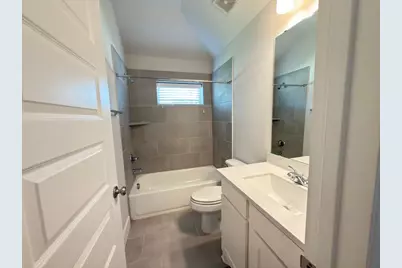 7510 Spiceberry Lodge Court, Katy, TX 77493 - Photo 9