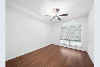 2711 N Peach Hollow Circle, Pearland, TX 77584 - Photo 27