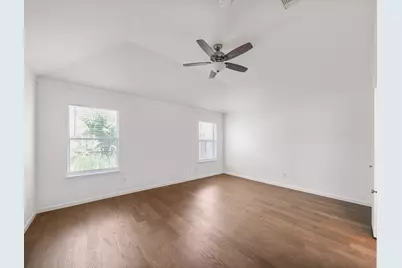 2711 N Peach Hollow Circle, Pearland, TX 77584 - Photo 17