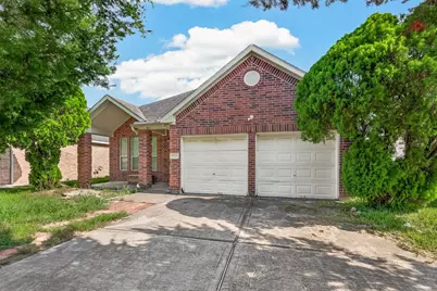 10106 Gil Jr Lane, Houston, TX 77075 - Photo 1