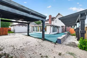 8102 Ashley Cir Dr N, Houston, TX 77071 - Photo 33