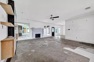 8102 Ashley Cir Dr N, Houston, TX 77071 - Photo 1