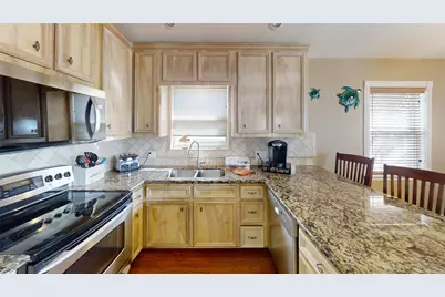 211 Anchor Drive, Freeport, TX 77541 - Photo 13