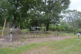 1120 Cherry Creek Dr, Shepherd, TX 77371 - Photo 3