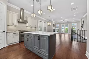1429 W 21st St, Houston, TX 77008 - Photo 9