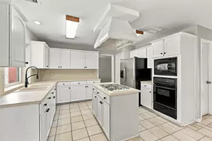 7522 Honey Creek Ln, Houston, TX 77095 - Photo 13