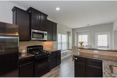 4907 Applewood Crest Lane, Rosharon, TX 77583 - Photo 11