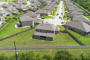 4202 Redford Valley Rd, Rosharon, TX 77583 - Photo 3