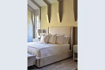 11710 Wendover Lane, Houston, TX 77024 - Photo 25