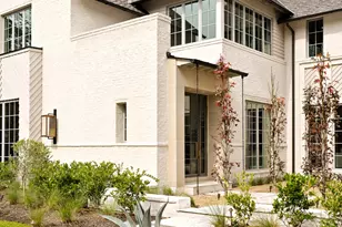 11710 Wendover Ln, Houston, TX 77024 - Photo 3