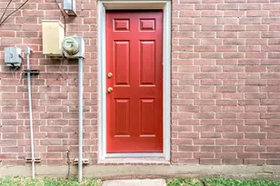 2245 N Austin Ave, Pearland, TX 77581 - Photo 33