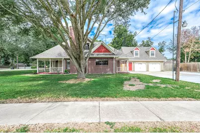 2245 N Austin Avenue, Pearland, TX 77581 - Photo 7