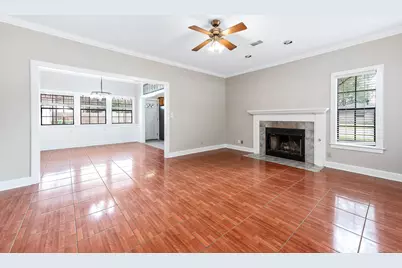 2245 N Austin Avenue, Pearland, TX 77581 - Photo 11