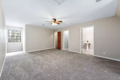 2245 N Austin Avenue, Pearland, TX 77581 - Photo 29