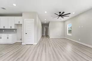 3107 Grassmere St, Houston, TX 77051 - Photo 5