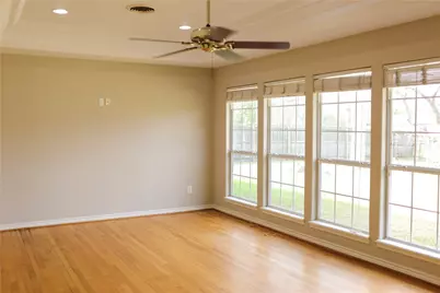 217 Carnation Street, Lake Jackson, TX 77566 - Photo 13