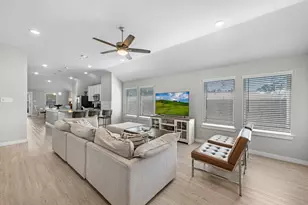 721 Roaring Fls Dr, Willis, TX 77378 - Photo 9