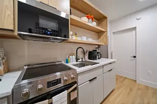4704 Park Dr, Houston, TX 77023 - Photo 5