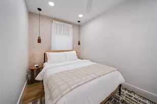 4704 Park Dr, Houston, TX 77023 - Photo 9