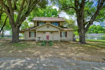 4 W Manning Street, Madisonville, TX 77864 - Photo 1