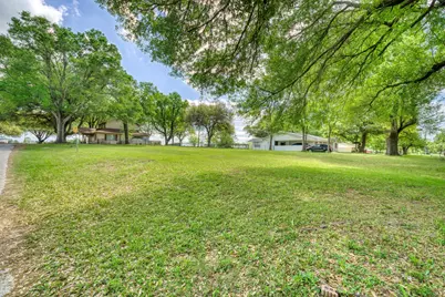 4 W Manning Street, Madisonville, TX 77864 - Photo 3