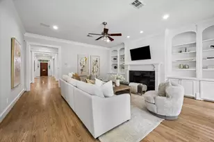 6635 Rutgers Ave, West University Place, TX 77005 - Photo 3