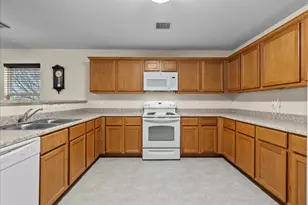 2331 Rue De Lafitte Dr, Dickinson, TX 77539 - Photo 13