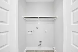 216 San Jacinto St, La Porte, TX 77571 - Photo 13