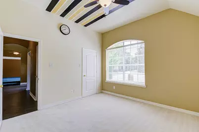14407 Jessica Falls Circle, Houston, TX 77044 - Photo 23