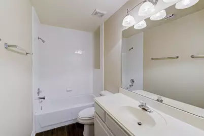 14407 Jessica Falls Circle, Houston, TX 77044 - Photo 21